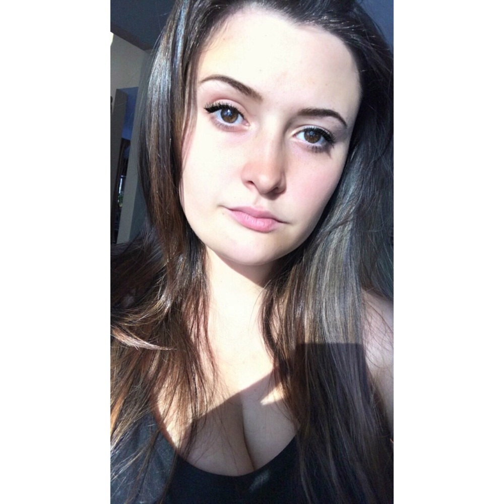 Meet your Posher, Jena